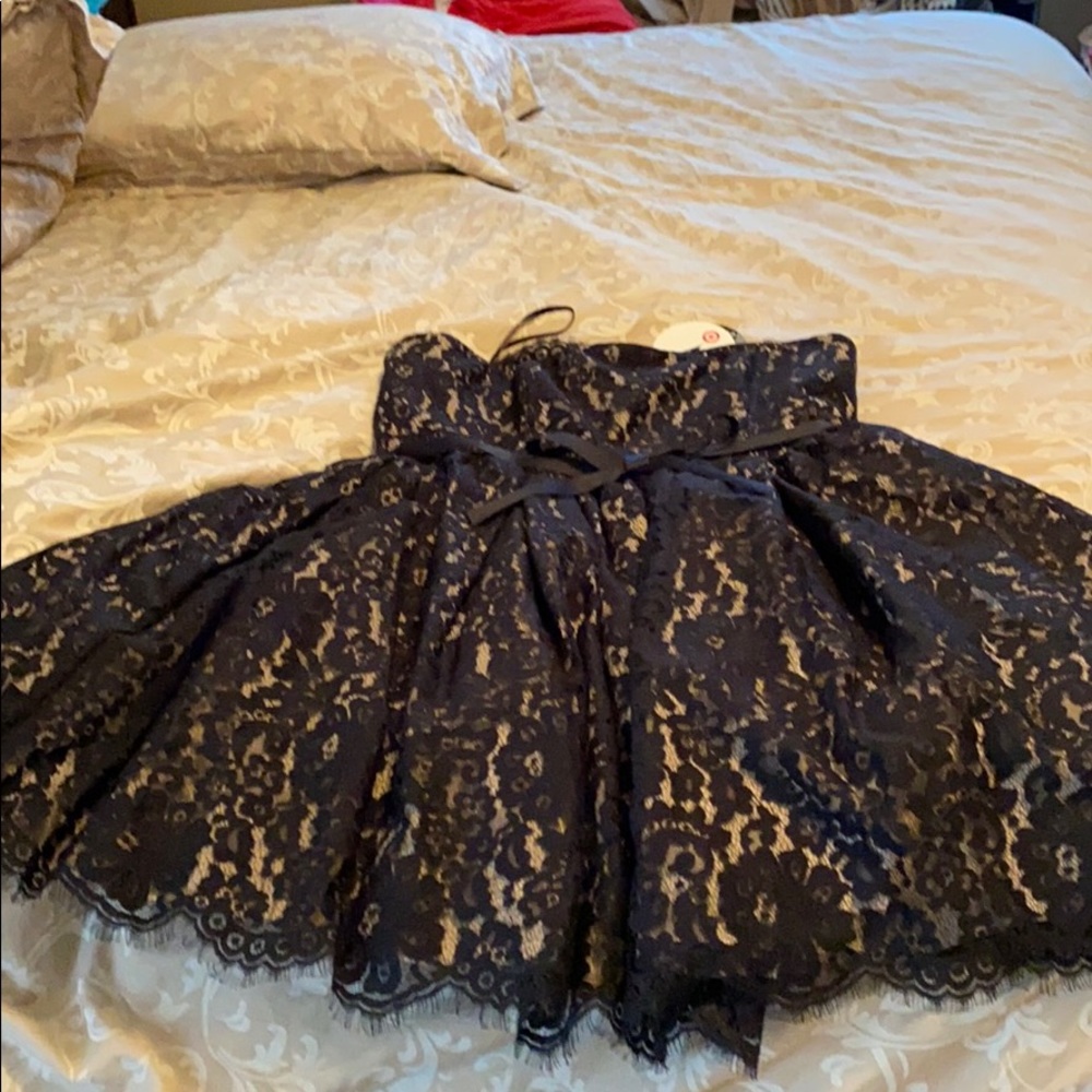 NWTs Robert Rodriguez Black Lace Dress - Picture 2 of 8